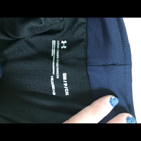NAVY UNDER ARMOUR SHORTS - Picture 3 of 3